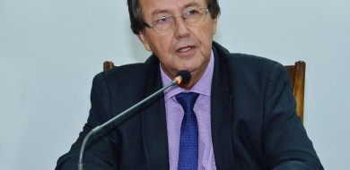 Vilmar propõe redução das mensalidades na rede privada de ensino