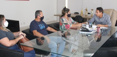 Gaguim recebe presidente do Sinpol para tratar da PEC 32