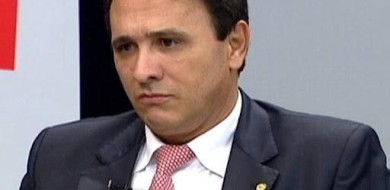 Nota de pesar pelo falecimento de    Maria Ximenes de Albuquerque