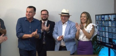De forma inovadora, coligação de Ronaldo Dimas registra candidaturas