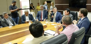 Líderes sindicais, deputados apresentam propostas para aposentadoria
