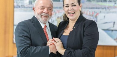 Cinthia cumpre agenda ao lado de Lula nesta terça-feira, 26, em Brasília